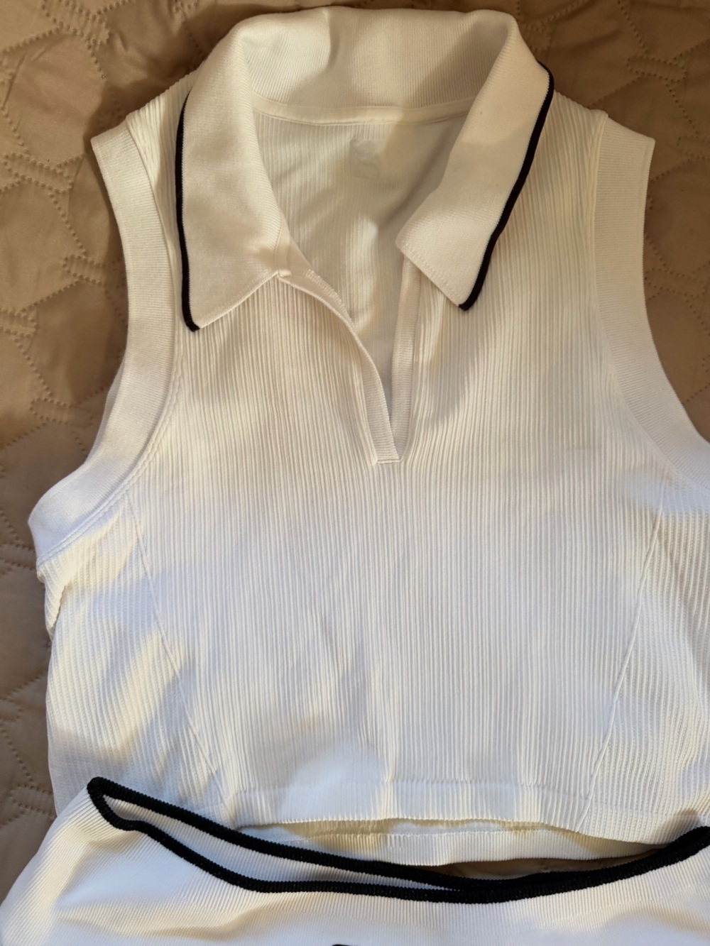 Fabletics White Ribbed Tennis Set XL | EUC - Picture 2 of 7